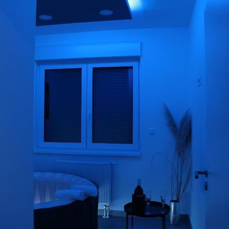 Jacuzzi Apartment Code 96 萨格勒布 外观 照片